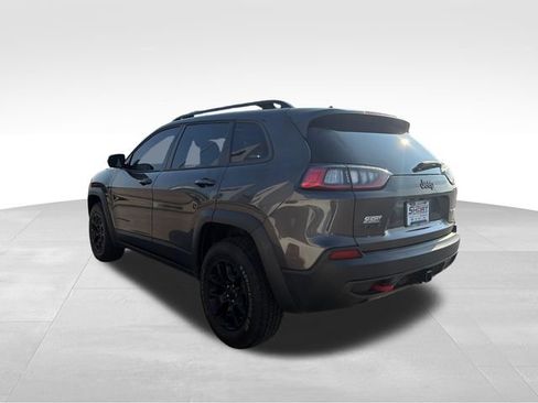 Used 2022 Jeep Cherokee Trailhawk w/ Premium Leather Package AWD/4WD image 7