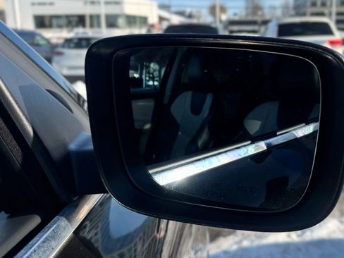 Used 2017 Volvo XC60 T5 Dynamic w/ Preferred Option Package image 52