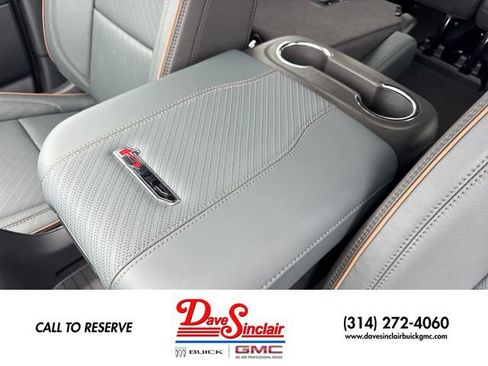 New 2026 GMC Yukon XL AT4 w/ AT4 Premium Package AWD/4WD image 21
