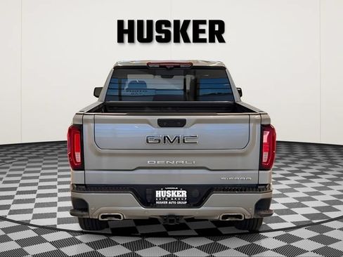 Used 2024 GMC Sierra 1500 Denali Ultimate AWD/4WD image 8