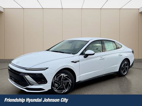 New 2026 Hyundai Sonata SEL FWD image 1