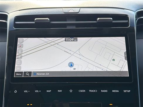 Used 2023 Hyundai Tucson Limited image 29