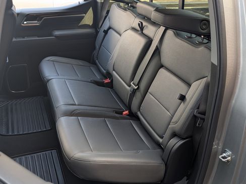 Used 2025 Chevrolet Silverado 1500 RST w/ All Star Edition Plus image 17