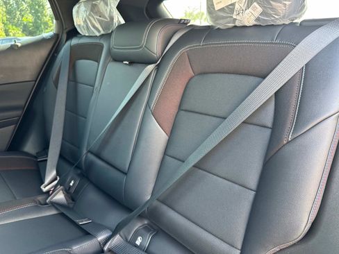 New 2025 Chevrolet Equinox EV RS image 13