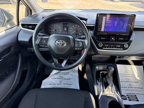 Used 2024 Toyota Corolla LE FWD image 15