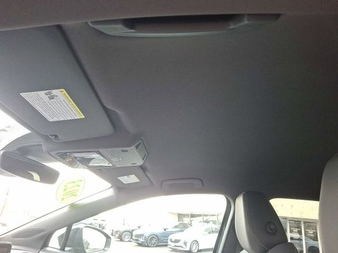 Used 2023 Volkswagen ID.4 Pro image 14