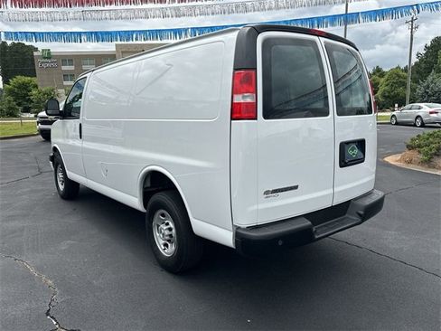 Certified 2023 Chevrolet Express 2500 w/ Driver Convenience Package image 6