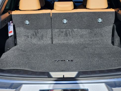 New 2026 Lexus UX 300h FWD image 31