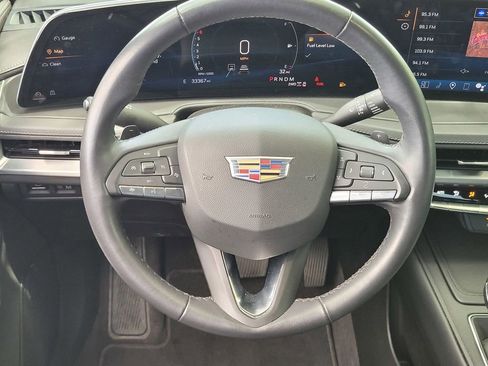 Used 2024 Cadillac XT4 Premium Luxury image 10