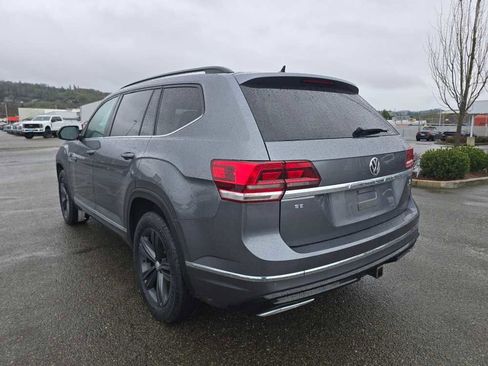 Used 2020 Volkswagen Atlas SE w/ Towing Package image 3