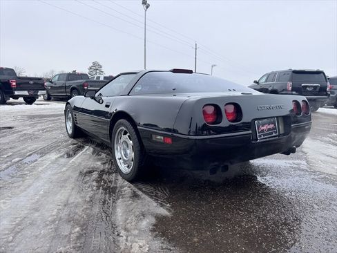 Used 1991 Chevrolet Corvette ZR-1 RWD image 3
