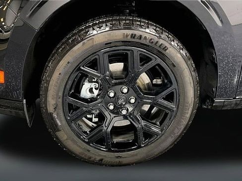 New 2025 Ford Maverick Lobo AWD/4WD image 13