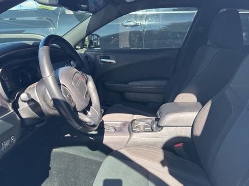 Used 2018 Dodge Charger GT w/ Blacktop Package AWD/4WD image 6