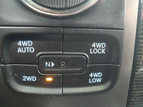 Used 2015 RAM 1500 Limited image 30