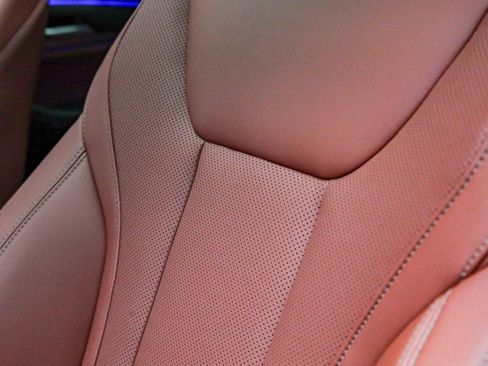 Used 2025 BMW X4 xDrive30i w/ Premium Package image 22