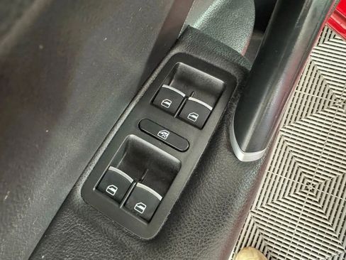 Used 2022 Volkswagen Passat 2.0T SE image 39