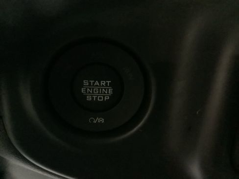 Used 2021 Jeep Wrangler Unlimited Sport image 28