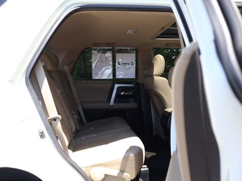 Used 2022 Toyota 4Runner Limited AWD/4WD image 47