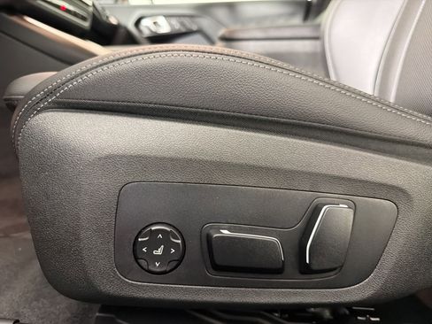 Used 2026 BMW 230i Coupe RWD image 13
