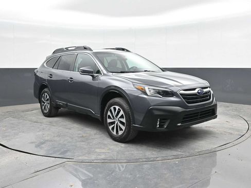 Used 2020 Subaru Outback Premium AWD/4WD image 7