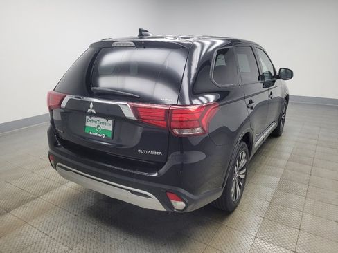 Used 2019 Mitsubishi Outlander SE image 9