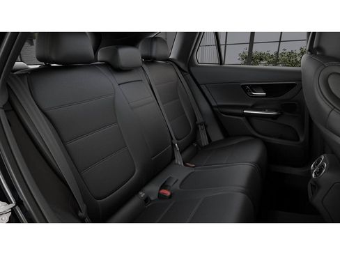 New 2026 Mercedes-Benz GLC 300 4MATIC image 5