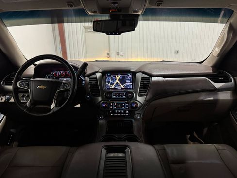 Used 2016 Chevrolet Tahoe LT w/ Luxury Package RWD image 19
