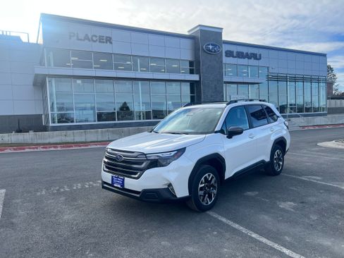 New 2026 Subaru Forester Premium image 1