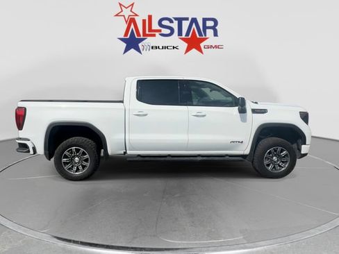 Used 2024 GMC Sierra 1500 AT4 w/ Technology Package AWD/4WD image 8