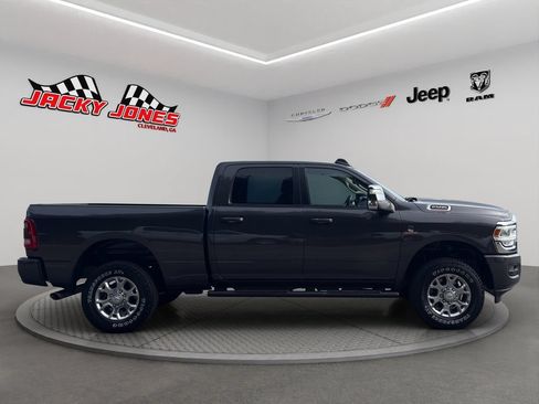 Used 2024 RAM 2500 Laramie w/ Safety Group AWD/4WD image 11