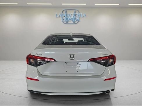Used 2023 Honda Civic Sport image 5