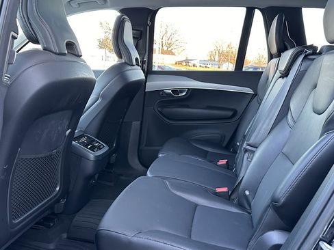 Used 2023 Volvo XC90 B5 Core w/ Protection Package Premier image 14