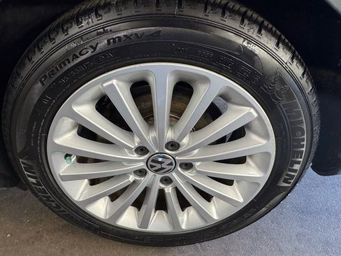 Used 2017 Volkswagen Passat 1.8T SE FWD image 11