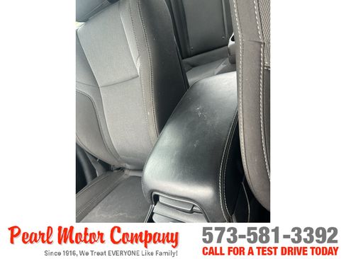 Used 2016 Dodge Charger R/T w/ Blacktop Package RWD image 18