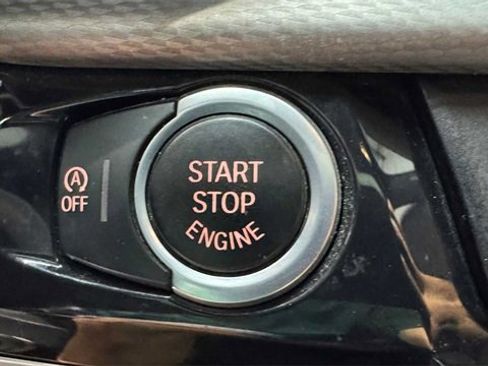 Used 2019 BMW X6 sDrive35i w/ M Sport Package image 27