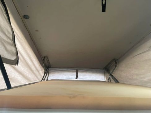 Used 2002 Volkswagen Eurovan MV image 19