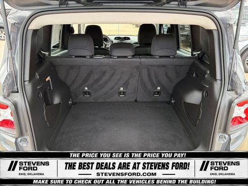 Used 2023 Jeep Renegade Altitude AWD/4WD image 35