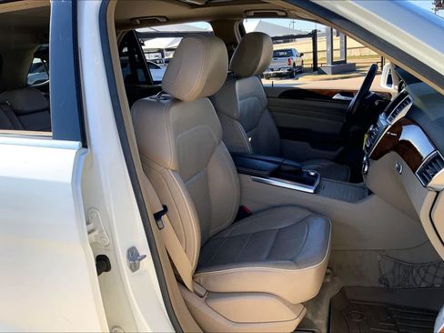 Used 2013 Mercedes-Benz ML 350 BlueTEC 4MATIC image 8