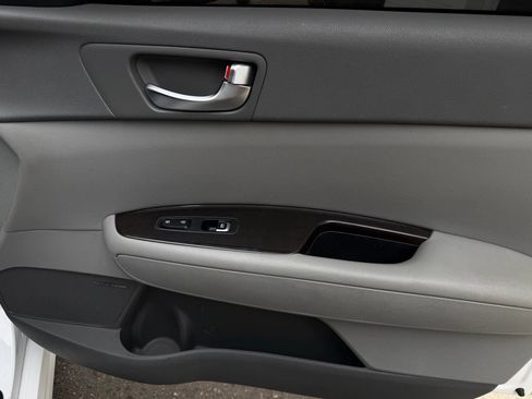 Used 2016 Kia Optima EX w/ Premium Package image 8