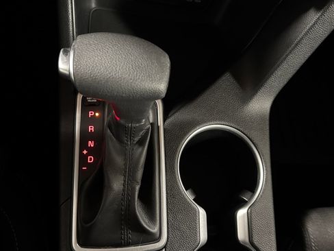 Used 2022 Kia Sportage LX image 20