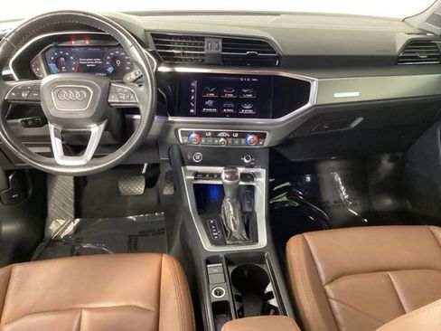 Certified 2022 Audi Q3 2.0T Premium Plus w/ Premium Plus Package image 10