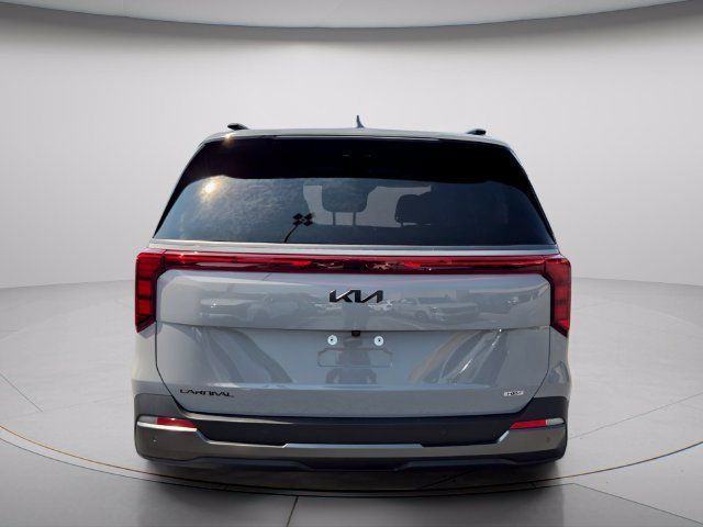 Certified 2026 Kia Carnival Hybrid FWD image 5