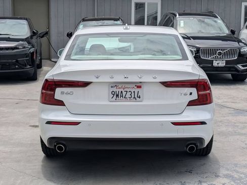Used 2021 Volvo S60 T6 Momentum w/ Premium Package AWD/4WD image 4
