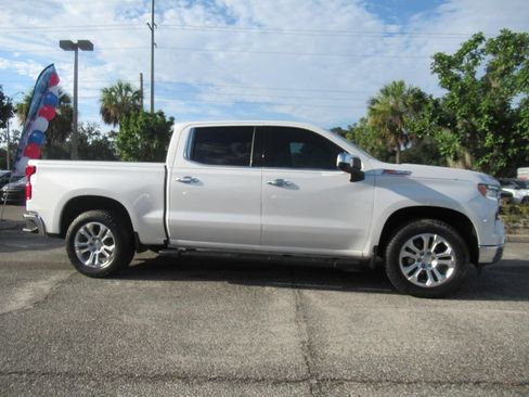 Used 2024 Chevrolet Silverado 1500 LTZ w/ LTZ Premium Package AWD/4WD image 2