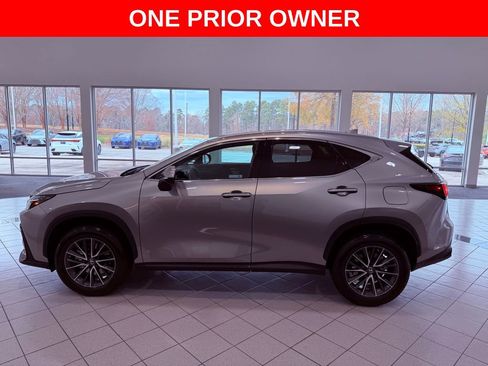 Used 2023 Lexus NX 250 FWD w/ Premium Package image 4