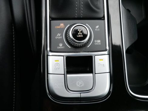 Used 2025 Kia Telluride S AWD/4WD image 23