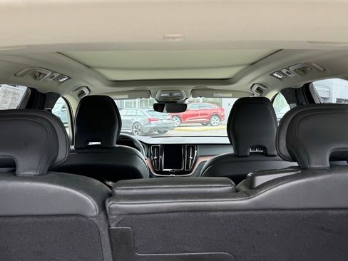 Used 2023 Volvo XC60 T8 Plus AWD/4WD image 16