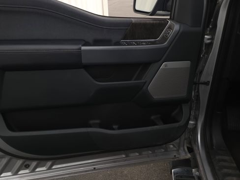 Used 2021 Ford F150 Lariat image 8