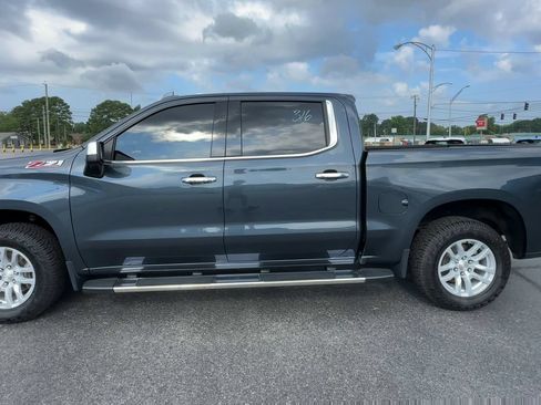 Used 2019 Chevrolet Silverado 1500 LTZ w/ LTZ Convenience Package AWD/4WD image 5