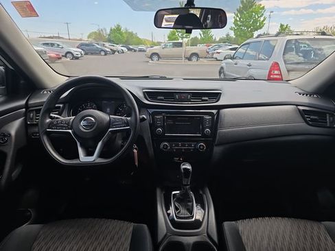 Used 2018 Nissan Rogue S AWD/4WD image 16